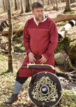 Angelsächsischer Schild mit Schlangenmotiv und Runen, 61 cm