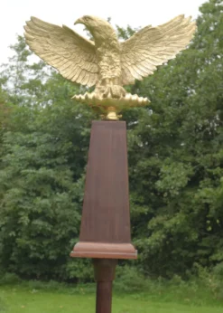 Aquila - Standarte, Römischer Legionsadler mit Schaft