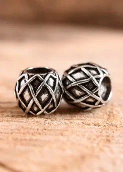 Bartperle und Lockenperle mit Rautenmuster, aus Silber