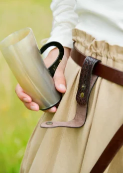Becherhalter aus Leder mit Prägung, braun