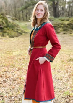 Bestickter Wikinger-Mantel Ella, weinrot-petrol