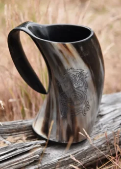 Bierkrug aus Horn - Fenrir, der Nordische Wolf
