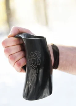 Bierkrug aus Horn - Horse Lords