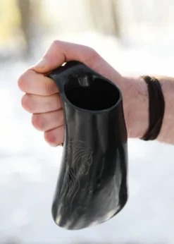 Bierkrug aus Horn - Horse Lords