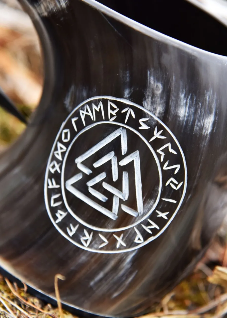 Bierkrug aus Horn - Valknut