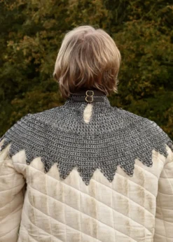 Bischofskragen, Kettenkragen mit Lederriemen und Schnallen