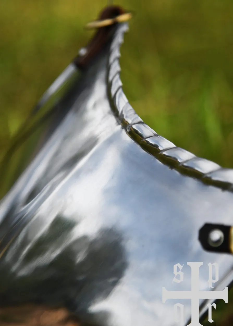 Brust- und Rückenpanzer, 16. Jh., 1,6 mm Stahl