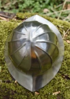 Burgunder-Eisenhut, 15. Jh., 1,6 mm Stahl