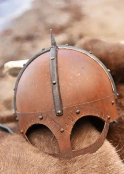 Der Gjermundbu Helm mit vernieteter Brünne, 2 mm Stahl