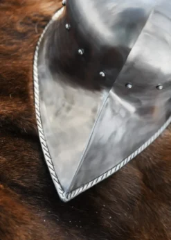 Deutscher Schaller, ca. 1480, Schaukampfhelm, versch. Größen
