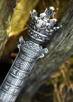 Dolch von König Artus, Marto