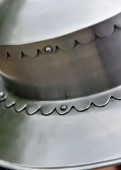 Eisenhut, gerade Form, 2 mm Stahl