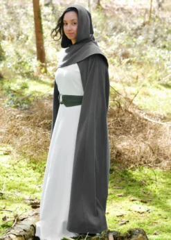 Elegantes Kleid Elira mit langen Ärmeln, natur