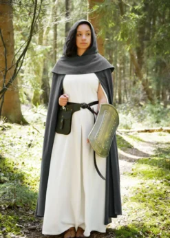 Elegantes Kleid Elira mit langen Ärmeln, natur