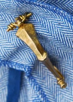 Fibel aus Messing, ca. 6,4 x 2,5 cm