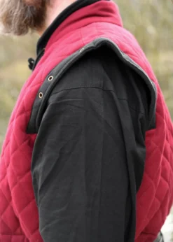 Gambeson mit abnehmbaren Ärmeln, weinrot - schwarz