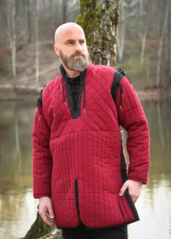 Gambeson mit abnehmbaren Ärmeln, weinrot - schwarz