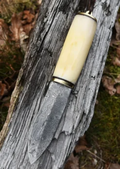 Gebrauchsmesser mit Knochengriff u. Lederscheide, Damaststahl