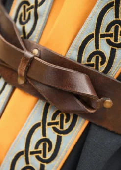 Geknoteter Mittelalter Gürtel aus Leder, braun