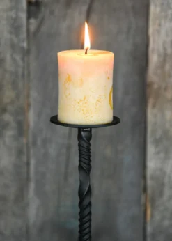 Geschmiedeter Wandkerzenhalter
