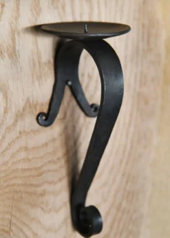 Geschmiedeter Wandleuchter aus Stahl