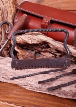 Geschmiedetes Mittelalter Wundarztbesteck mit Ledertasche, mit leichten mängeln