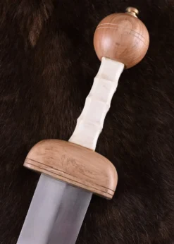 Gladius der römischen Legionäre mit Scheide, 1. Jh.