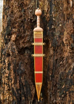 Gladius von Dubravica, Römisches Schwert mit Scheide, 1. Jahrhundert