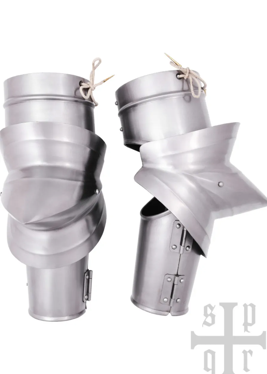 Gotische Armschienen mit Spitzen Ellbogenkacheln, 15. Jh., 1,5 mm Stahl, Paar