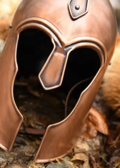 Griechischer Helm aus Troja mit Helmbusch