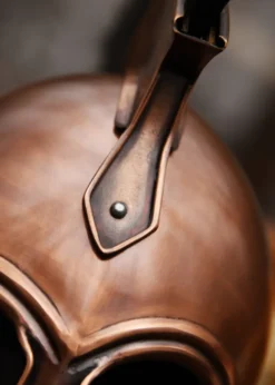 Griechischer Helm aus Troja mit Helmbusch