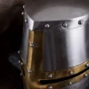 Grosser Topfhelm, 14. Jh., 1,6 mm Stahl