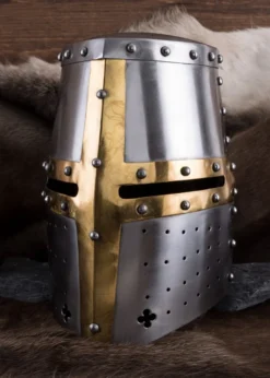 Grosser Topfhelm, 14. Jh., 1,6 mm Stahl
