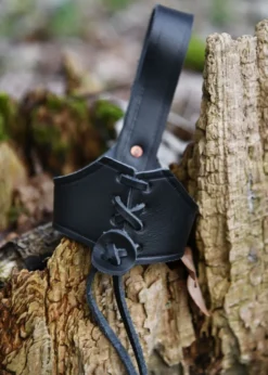 Gürtelhalter aus Leder für Trinkhörner ab 0,4 Liter, schwarz