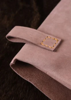 Gürteltasche aus Leder, halbrund