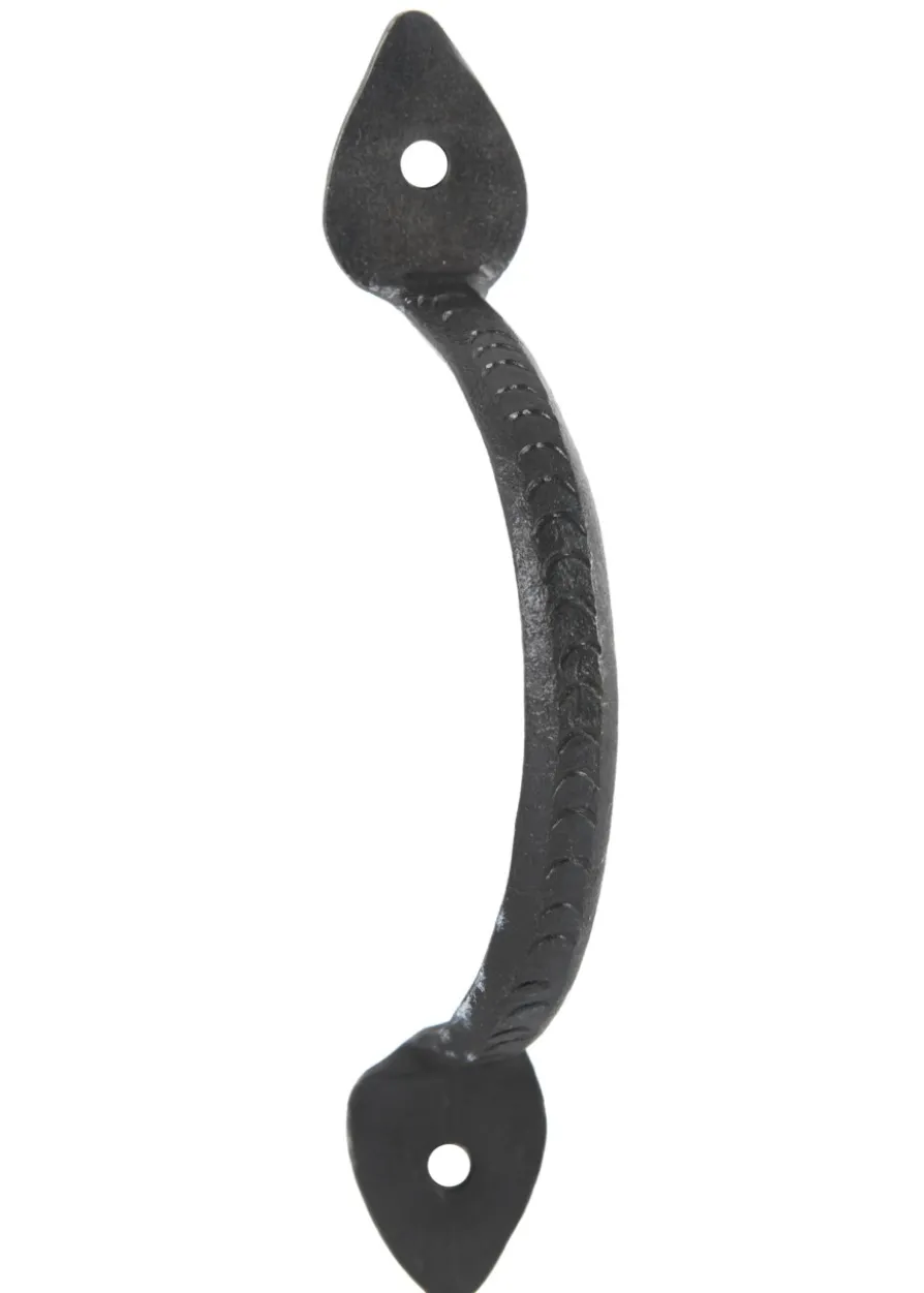 Handgeschmiedeter Griff aus Stahl