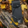 Handgeschmiedetes Essbesteck, vierteilig mit Ledertasche
