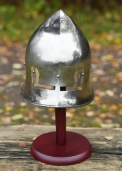 Helmständer aus Holz mit runder Bodenplatte