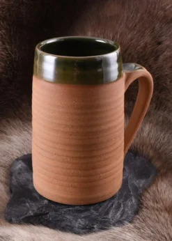 Historischer Bierkrug aus Ton, 0,5 Liter