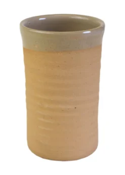 Hochmittelalterlicher Trinkbecher aus Ton, 0,5 Liter