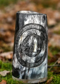 Hornbecher, Bierkrug mit Holzboden und Valknut-Motiv Nr.1
