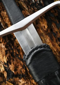 Italienischer Anderthalbhänder mit Scheide