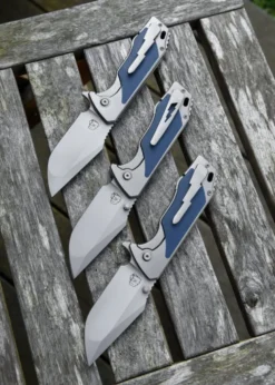 J-Cape V4, Exclusive, Blue Richlite, Flipper
