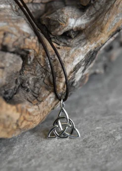 Kettenanhänger aus Silber - Keltischer Knoten
