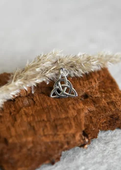Kettenanhänger aus Silber - Keltischer Knoten