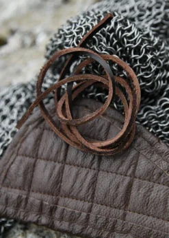 Kettenhaube mit dreieckigem Mundschutz, ID8mm, unbehandelt