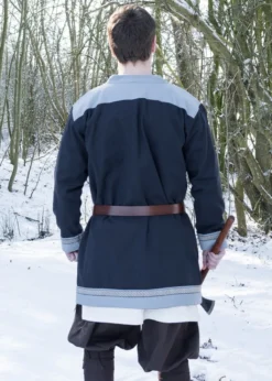 Klappenrock Bjorn, Wikinger-Mantel mit Borte, dunkelblau