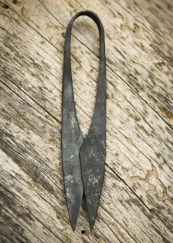 Kleine Bügelschere, handgeschmiedet