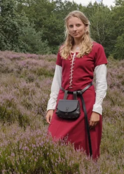 Kurzärmelige Cotehardie Ava, Mittelalterkleid, weinrot