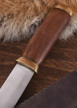 Kurzsax aus Karbonstahl mit brauner Lederscheide